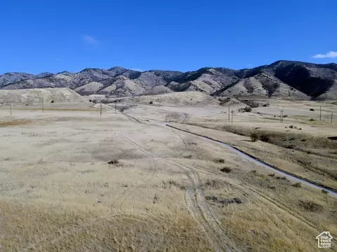 1110 E 100 S #216, Hyde Park, UT 84318 photo 8