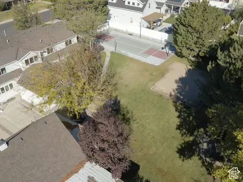 View/Area - 150 N 750 E, Orem, UT 84097 photo 2 of 2