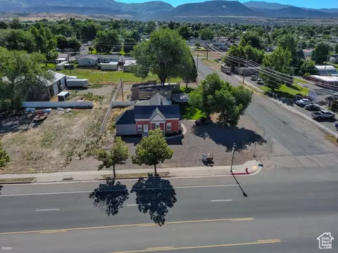 View/Area - 410 N Main St, Beaver, UT 84713 photo 3 of 11