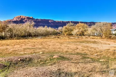 911 N Main St, Moab, UT 84532 photo 17