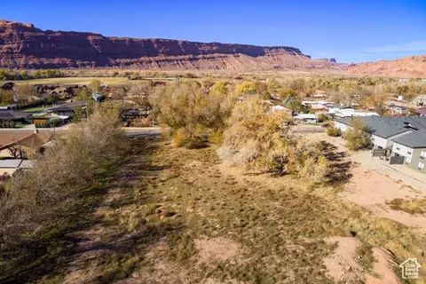 911 N Main St, Moab, UT 84532 photo 12