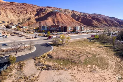 911 N Main St, Moab, UT 84532 photo 9