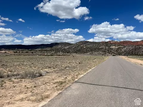 100 N Sunglow Campground Rd E, Bicknell, UT 84715 photo 5
