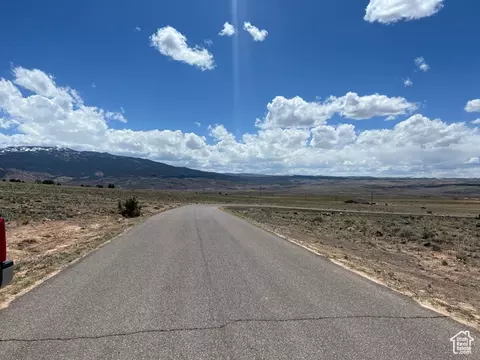 100 N Sunglow Campground Rd E, Bicknell, UT 84715 photo 3