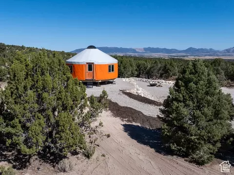 7457 S Viewpoint Dr W #22, Eureka, UT 84628