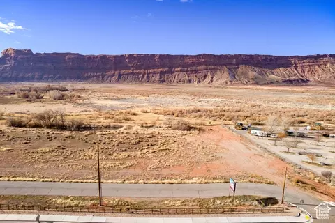 1691 N Riverview Dr, Moab, UT 84532 photo 5