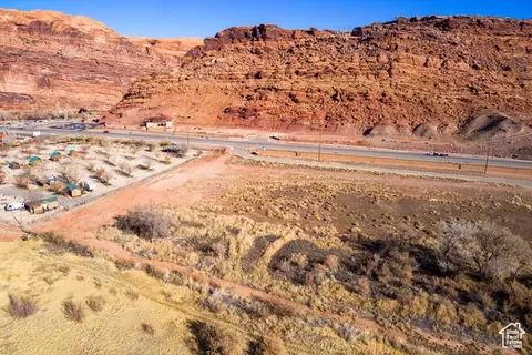 1691 N Riverview Dr, Moab, UT 84532 photo 11
