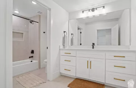Bath - 599 N Heritage St W #6, Mapleton, UT 84664 photo 4 of 5