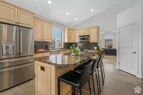 Kitchen - 308 E Brayden Way, Draper, UT 84020 photo 2 of 3