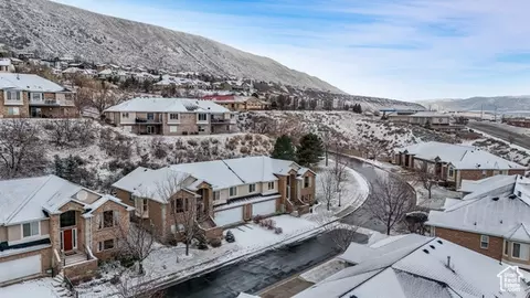 View/Area - 308 E Brayden Way, Draper, UT 84020 photo 2 of 3