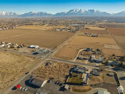W 5500 S, Hooper, UT 84315 photo 3