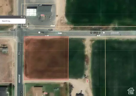 W 5500 S, Hooper, UT 84315