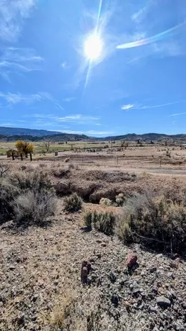 1054 E Jakes Pl, Fremont, UT 84747