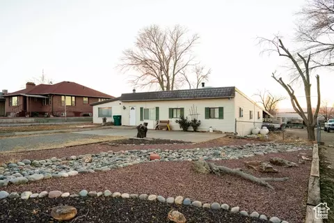 354 S 300 W, Blanding, UT 84511