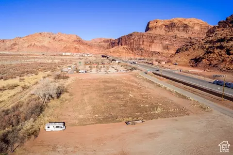 1653 N Riverview Dr, Moab, UT 84532 photo 17