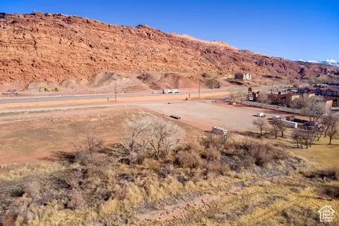 1653 N Riverview Dr, Moab, UT 84532 photo 5