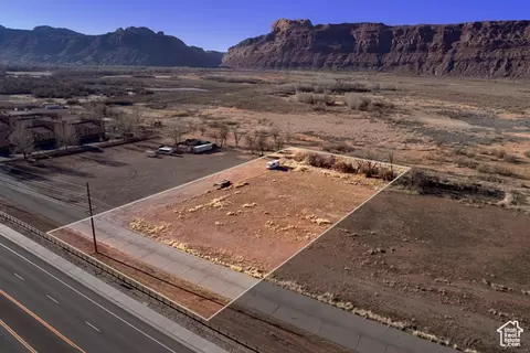 1653 N Riverview Dr, Moab, UT 84532 photo 3