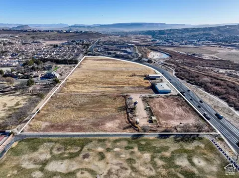 900 E Riverside Dr, Saint George, UT 84790 photo 13