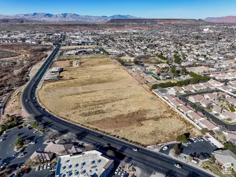 900 E Riverside Dr, Saint George, UT 84790 photo 8