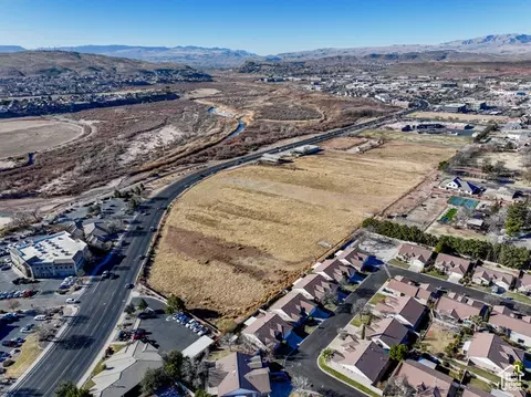 900 E Riverside Dr, Saint George, UT 84790 photo 10