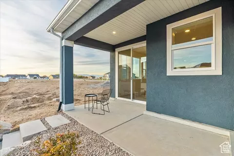 Exterior - 2033 W Fortune Ln #462, Mapleton, UT 84664 photo 4 of 5