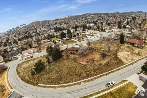 2420 S Orchard Dr, Bountiful, UT 84010 photo 6