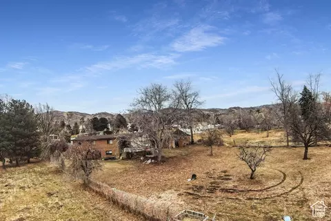 2420 S Orchard Dr, Bountiful, UT 84010 photo 16