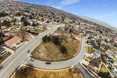 2420 S Orchard Dr, Bountiful, UT 84010 photo 7