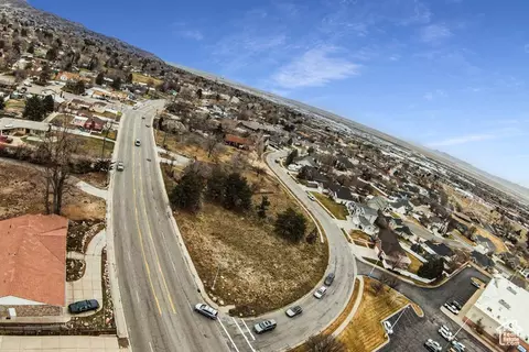 2420 S Orchard Dr, Bountiful, UT 84010 photo 8