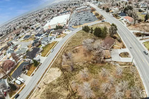2420 S Orchard Dr, Bountiful, UT 84010 photo 9