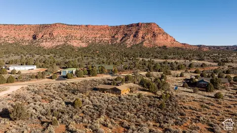 6026 E Zion Rd, Kanab, UT 84741