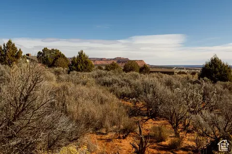 Exterior - 6026 E Zion Rd, Kanab, UT 84741 photo 5 of 7