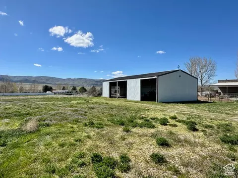 200 S 200 W, Mona, UT 84645 photo 6