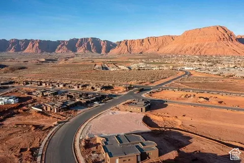 600 Kwavasa Dr #44, Ivins, UT 84738