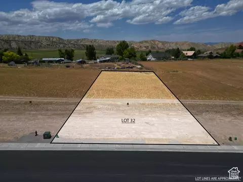 953 N 200 W #32, Mayfield, UT 84643