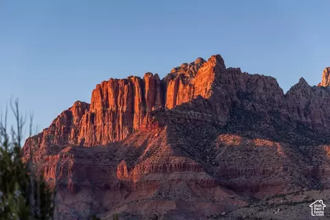 2566 Anasazi Way #44, Springdale, UT 84767