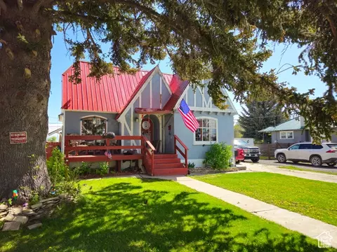 613 Jefferson St, Montpelier, ID 83254