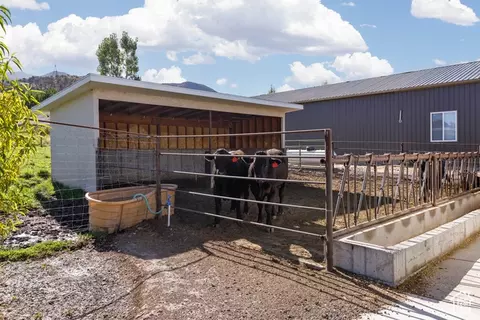 Exterior - 315 S 300 E, Monroe, UT 84754 photo 13 of 22