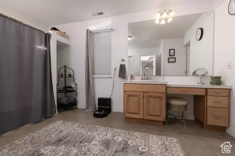 Bath - 315 S 300 E, Monroe, UT 84754 photo 6 of 6