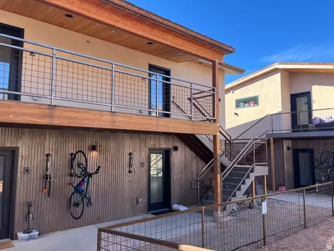 Exterior - 1185 S Murphy Ln #105A, Moab, UT 84532 photo 2 of 10