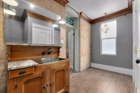 Bath - 116 E 100 S, Payson, UT 84651 photo 2 of 4