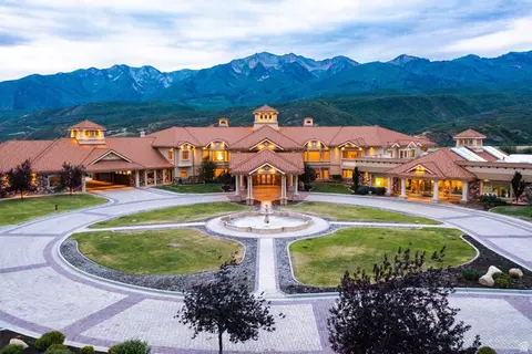 8272 Left Fork Hobble Creek Rd, Springville, UT 84663