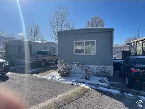189 S Main St #76, Layton, UT 84041