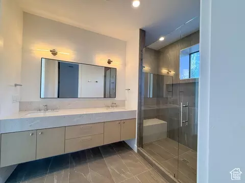 Bath - 2132 E Outlaw Rd #49, Hideout, UT 84036 photo 5 of 6