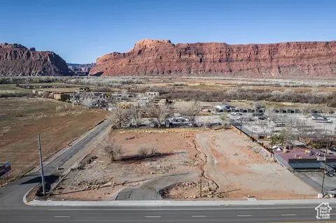 1371 N Highway 191, Moab, UT 84532 photo 2
