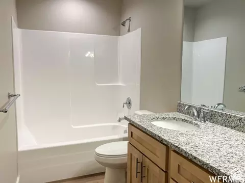 Bath - 702 N 100 W, Logan, UT 84321 photo 3 of 7