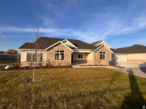 9526 S Ember Glow Ct #C, South Jordan, UT 84095