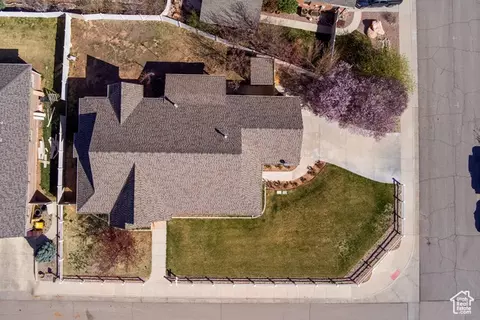 View/Area - 494 E Kachina Way, Moab, UT 84532 photo 4 of 4