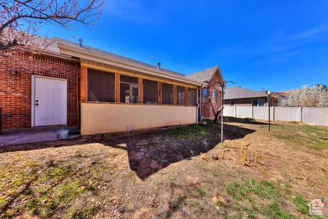 Exterior - 494 E Kachina Way, Moab, UT 84532 photo 10 of 15