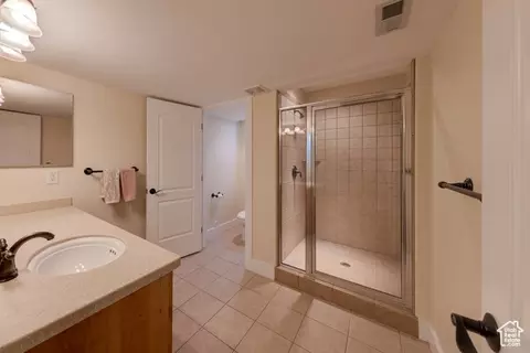 Bath - 494 E Kachina Way, Moab, UT 84532 photo 4 of 5